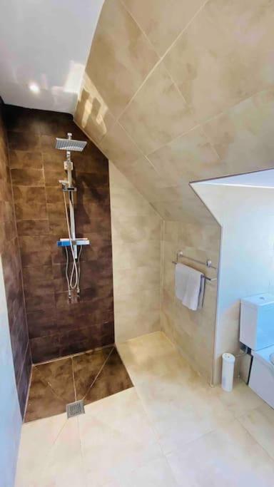 דוליש Family Marine Apartment With Sea View מראה חיצוני תמונה